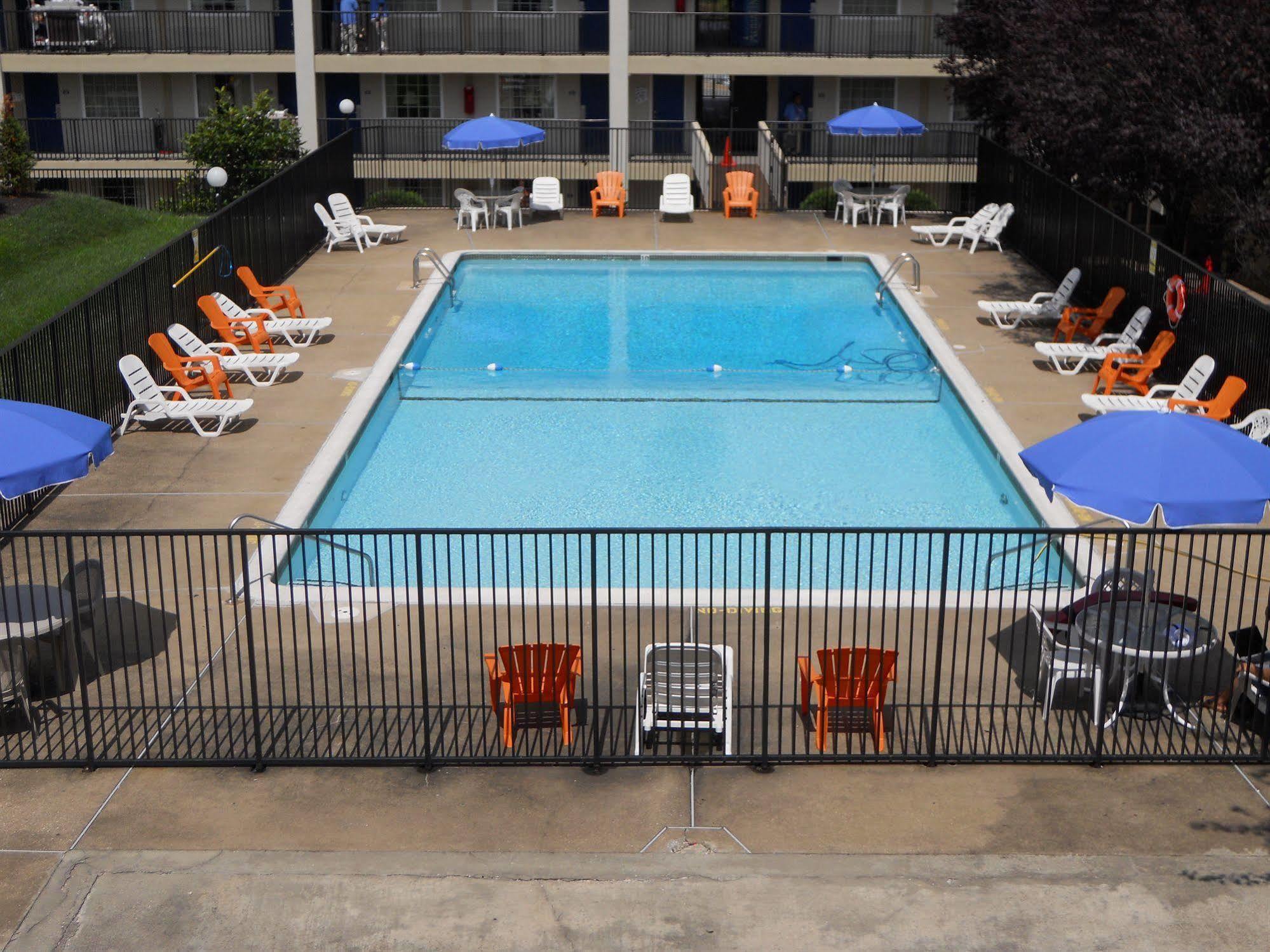 Days Inn By Wyndham Towson Esterno foto