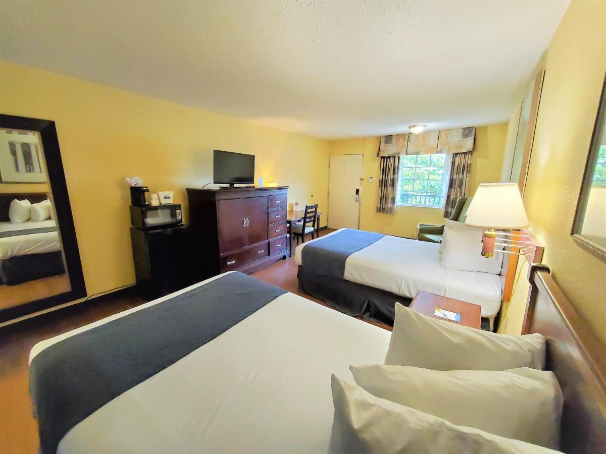 Days Inn By Wyndham Towson Esterno foto